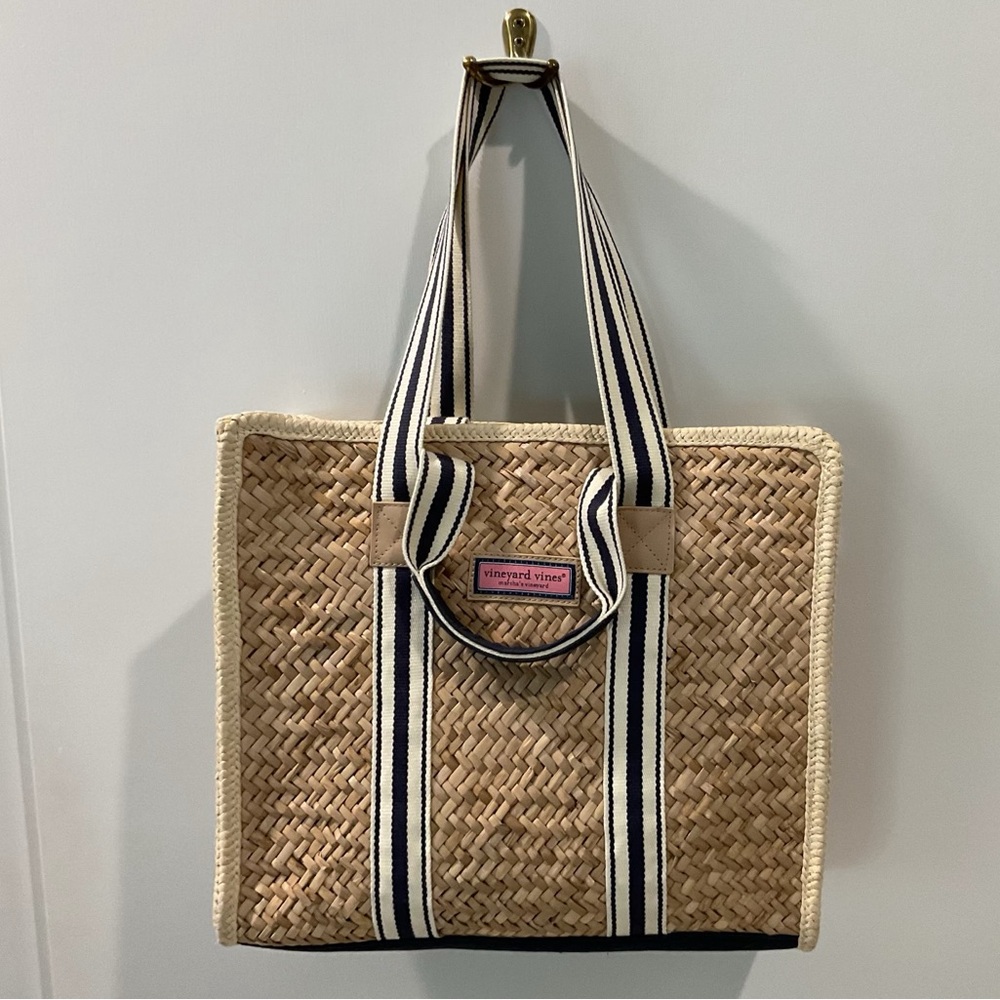 Vineyard Vines Tan and Black Tote Bag Nautical Style